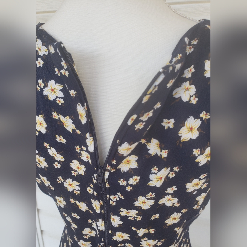 90s Classic Rayon Flower Maxi Dress!!! - image 6